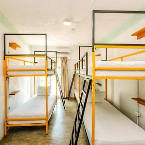 Dormitory Room Mixed
